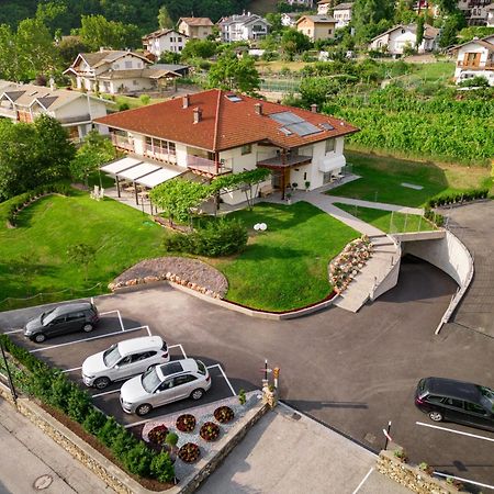 Готель Garni Tuttotondo Левіко-Терме Екстер'єр фото